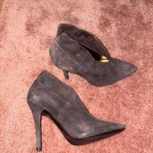 Nine West Dark Gray Suede Heels